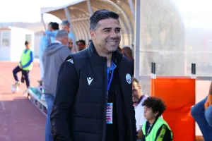 ΕΝΠ - Ανόρθωση: "Λευκή" μοιρασιά στο "Τάσος Μάρκου" (φώτος)