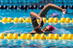Ηχηρό μήνυμα ισότητας από το «Blackend Goggle Challenge» της Καρολίνας Πελενδρίτου