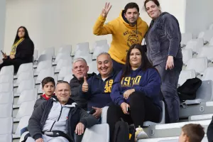 (Φωτορεπορτάζ) Ο κόσμος στο ΑΕΛ - Ακρίτας