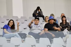 (Φωτορεπορτάζ) Ο κόσμος στο ΑΕΛ - Ανόρθωση