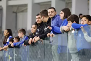 (Φωτορεπορτάζ) Ο κόσμος στο ΑΕΛ - Ανόρθωση