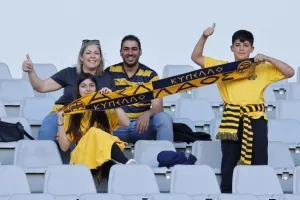 ΑΕΛ - Ολυμπιακός: Στον τελικό με... ζωγραφιά του κορυφαίου Μεντόσα! (Φώτος)
