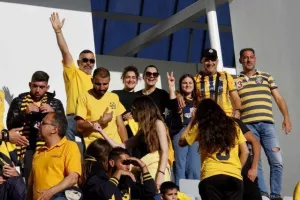 ΑΕΛ - Ολυμπιακός: Στον τελικό με... ζωγραφιά του κορυφαίου Μεντόσα! (Φώτος)