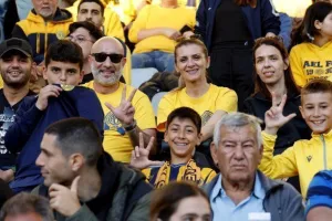 ΑΕΛ - Ολυμπιακός: Στον τελικό με... ζωγραφιά του κορυφαίου Μεντόσα! (Φώτος)