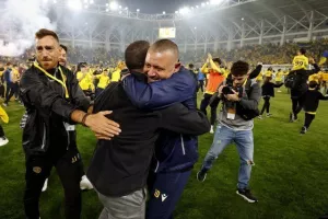 ΑΕΛ - Ολυμπιακός: Στον τελικό με... ζωγραφιά του κορυφαίου Μεντόσα! (Φώτος)