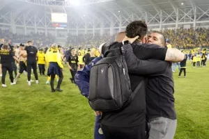 ΑΕΛ - Ολυμπιακός: Στον τελικό με... ζωγραφιά του κορυφαίου Μεντόσα! (Φώτος)