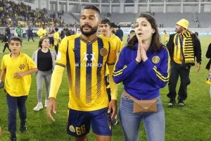 ΑΕΛ - Ολυμπιακός: Στον τελικό με... ζωγραφιά του κορυφαίου Μεντόσα! (Φώτος)