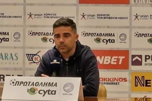 Σατσιάς: "Θεωρώ αυστηρή την κόκκινη/Ήρωες οι παίκτες μου"