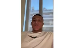 Το μήνυμα του Kylian Mbappé στον δικό μας Παναγιώτη! (βίντεο)