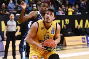 Πρόβλημα στην ΑΕΚ, Νοκ άουτ για 4-6 εβδομάδες ο Γόντικας