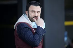 Ο Καρυπίδης έταξε διπλό πριμ στους παίκτες του Άρη για νίκη στην Τούμπα