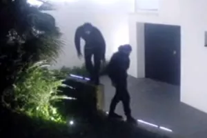 Κουκουλοφόροι επιχείρησαν να διαρρήξουν την βίλα του Μέσι