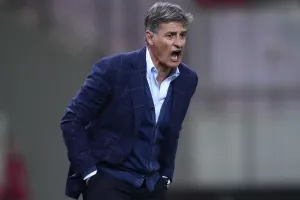 Μίτσελ σε παίκτες: "Επιστρέψαμε και είναι στο χέρι μας να πάρουμε το πρωτάθλημα"