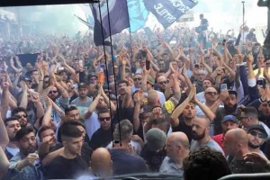 Οργανωμένοι Νάπολι: «Πανηγυρίζουμε με σεβασμό προς την πιο όμορφο πόλη του πλανήτη»