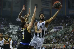 ΠΑΟΚ - ΑΕΚ 78-72: Άλμα τετράδας στη βραδιά του Μπάνε!