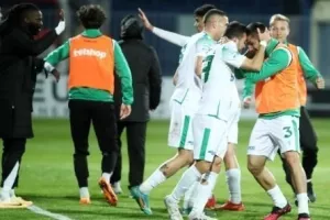 Το φιλί της ζωής από τον Γιαννιώτα!