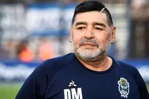 Οκτώ κατηγορούμενοι για τον θάνατο του Μαραντόνα: Ανθρωποκτονία με πρόθεση η κατηγορία!