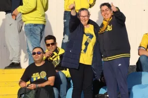 (Φωτορεπορτάζ) Ο κόσμος στο Μακάρειο