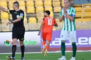 Καρμιώτισσα - Ακρίτας: Ο Ελ Αλουχί έκρινε το τρίποντο (φώτος)