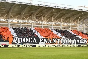(Φωτορεπορτάζ) Ο κόσμος στο Άρης - ΑΠΟΕΛ