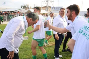 Σήκωσε το πρωτάθλημα ο Οθέλλος! (φώτος/βίντεο)