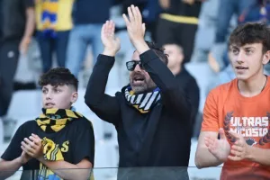 (Φωτορεπορτάζ) Ο κόσμος στο Άρης - ΑΠΟΕΛ