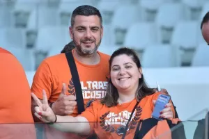 (Φωτορεπορτάζ) Ο κόσμος στο Άρης - ΑΠΟΕΛ