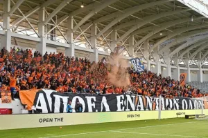 (Φωτορεπορτάζ) Ο κόσμος στο Άρης - ΑΠΟΕΛ