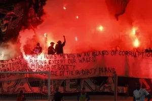 (Φωτορεπορτάζ) Ο κόσμος στο Απόλλων - Πάφος FC