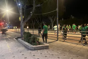 Ένταση και δακρυγόνα, σταμάτησε για λίγο η πορεία του λεωφορείου (φώτος)