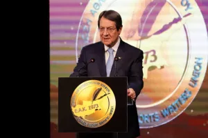Επανήλθε ο Ν. Αναστασιάδης: "Η κακοήθεια δεν έχει όρια"