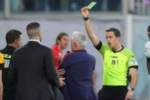 Αδιόρθωτος Μουρίνιο: δέχθηκε ξανά κάρτα και χάνει το τελευταίο ματς της σεζόν
