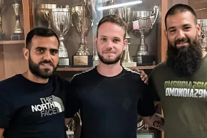 Ενίσχυση στο τεχνικό τιμ με Σοφοκλέους
