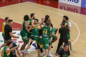 Πετρολίνα ΑΕΚ: Δωρεάν τα εισιτήρια για τον 2ο τελικό