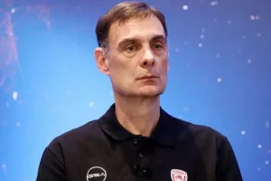 Μπαρτζώκας: "Θα είναι αποτυχία αν δεν πάρουμε το πρωτάθλημα"