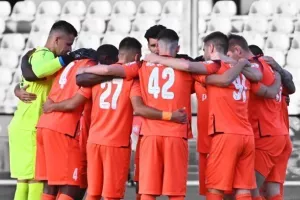 "Κτύπημα" με... Orange Family
