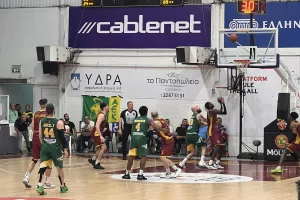 Κεραυνός - ΑΕΚ: Break... και "κιτρινοπράσινο" double! (φώτος)