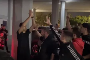 Απόλυτη αποθέωση στον Σλούκα μετά την πρόκριση: «Για πάντα στο λιμάνι»