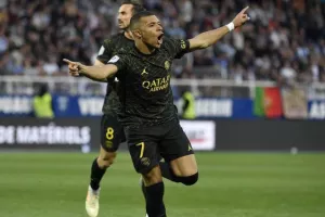 Ο Μπαπέ πήρε το βραβείο του MVP στην Ligue 1