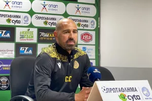 Χαραλάμπους: "Κατά μεγάλο ποσοστό έχω αποφασίσει για την εντεκάδα του τελικού"