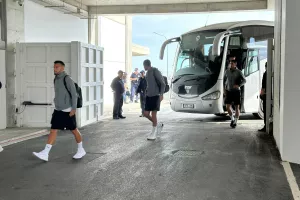 (Φώτος) Στο γήπεδο η ΑΕΚ