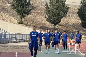 Φώτος από την άφιξη της Ανόρθωσης