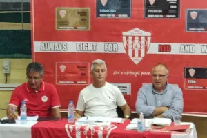 (Ευχαρίστησαν τον πρόεδρο) "Άφησε ξεχωριστή σφραγίδα"