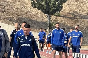 Φώτος από την άφιξη της Ανόρθωσης