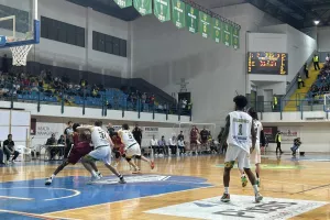 AEK - Kεραυνός: Βreak με super Κρουμπάλι και... Game-5! (φώτος)