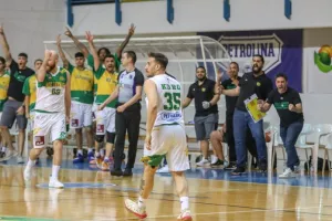 Πετρολίνα ΑΕΚ: "Παίχτης – πυγμάχος ο Κρουμπάλι – Την Τετάρτη έχουμε ραντεβού με την ιστορία" (βίντεο)
