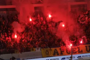 Pyro show με την έναρξη του δεύτερου ημιχρόνου (φώτος)