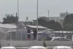 Ένταση για λίγο και παρέμβαση του "Αίαντα" (βίντεο/φώτος)
