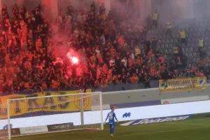 Pyro show με την έναρξη του δεύτερου ημιχρόνου (φώτος)