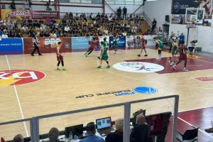 Κεραυνός - ΑΕΚ: Κράτησε την έδρα του και... έμεινε ζωντανός!